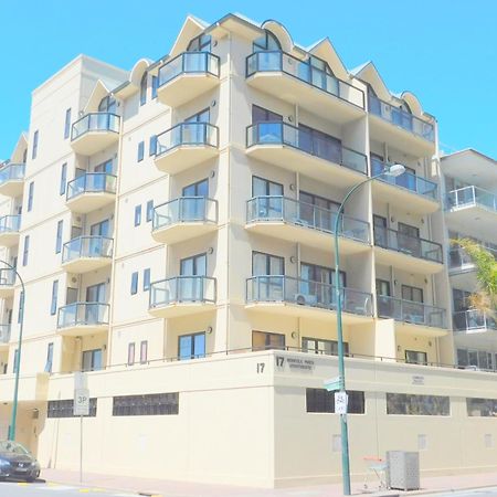 Glenelg Beachside Apartments Adelaide Exterior photo